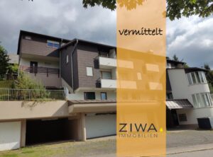 * VERMITTELT * Maisonette-Wohnung, im Ferienhaus, Terrasse, Grün, Gartenhaus und Carport …